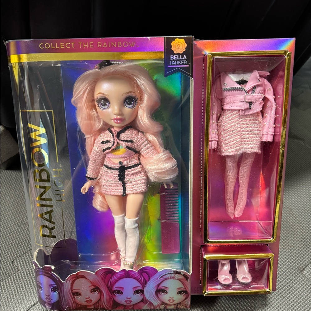 Rainbow Bella Parker Doll - Pink